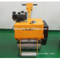 Diesel Manual Vibrating Baby Road Roller for Sale (FYL-600C)